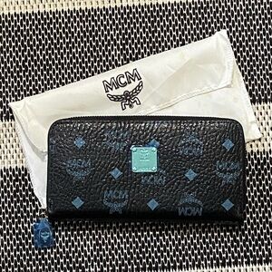 NEW Designer inspired M M Black and Blue long Wallet